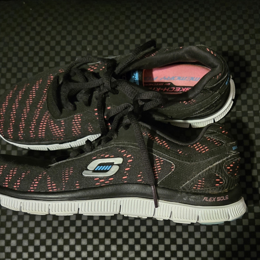 Skechers Black and Pink Athletic Shoes